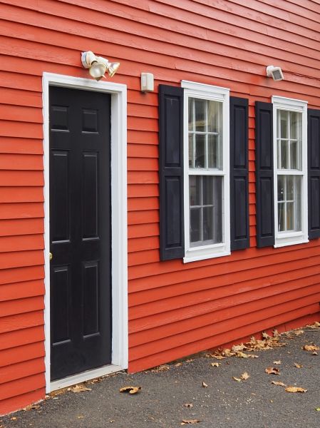 Cost of Red Vinyl Siding Installation in Chillicothe