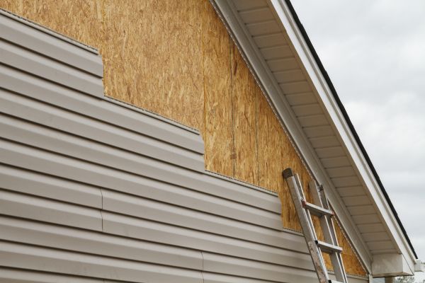 Cost of Grey Vinyl Siding Installation in Chillicothe