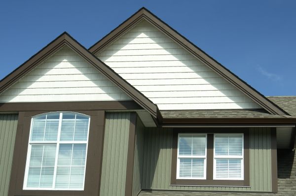 Cost of Vertical Vinyl Siding Repair in Chillicothe